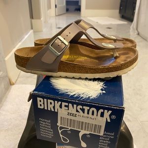 Gently worn Birkenstock Gizeh sandals size 37